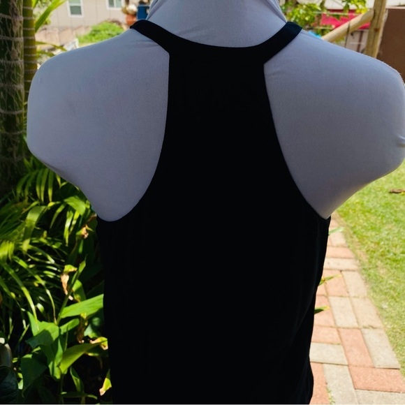 Banana Republic racer halter top in blk.EUC - Picture 6 of 10